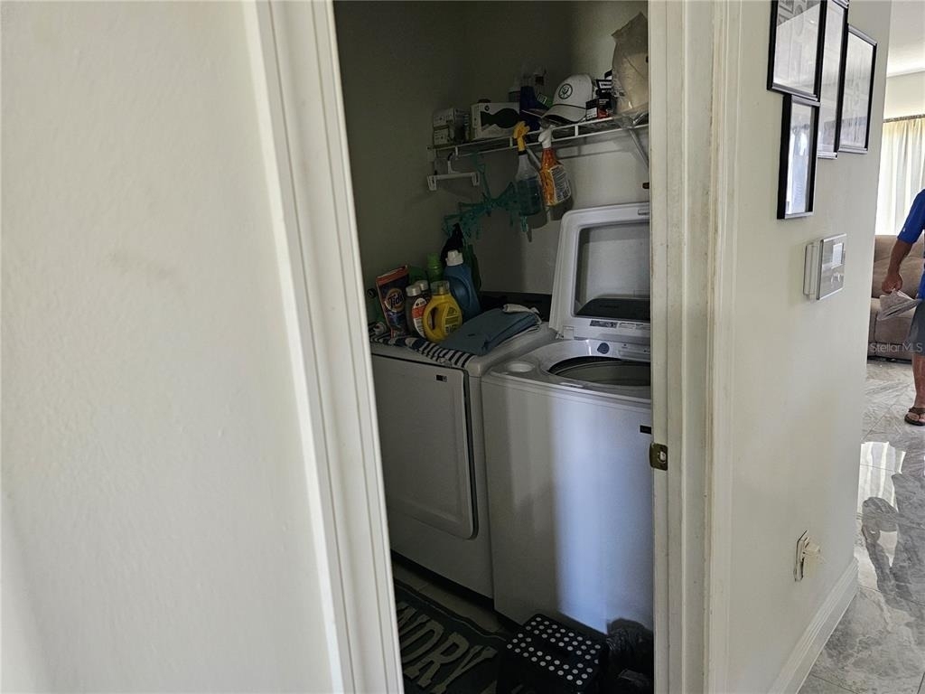 557 Eagle Court - Photo 21
