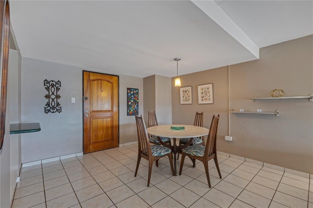14 Calle Marseilles - Photo 10