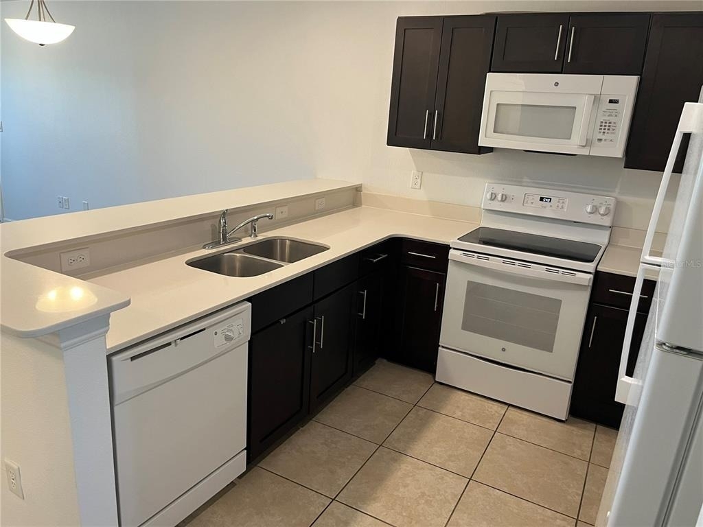295 Flower Lane - Photo 5