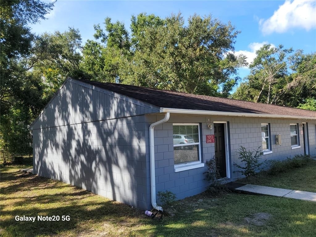 1013 Beecher Street - Photo 0