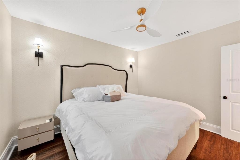 1099 Grove Avenue - Photo 48