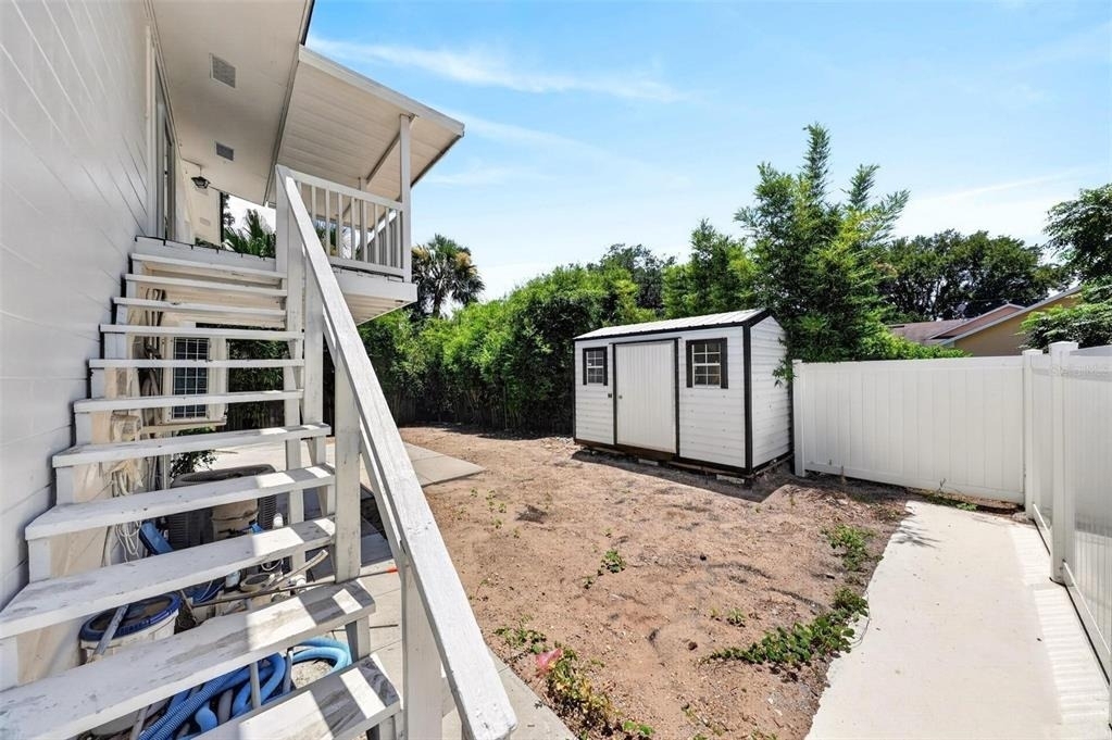 1099 Grove Avenue - Photo 55