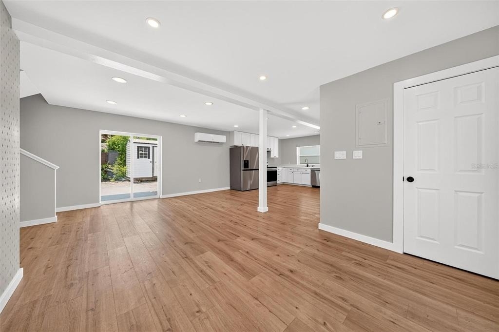 1099 Grove Avenue - Photo 18