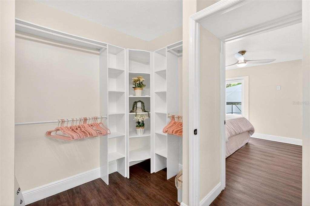 1099 Grove Avenue - Photo 53