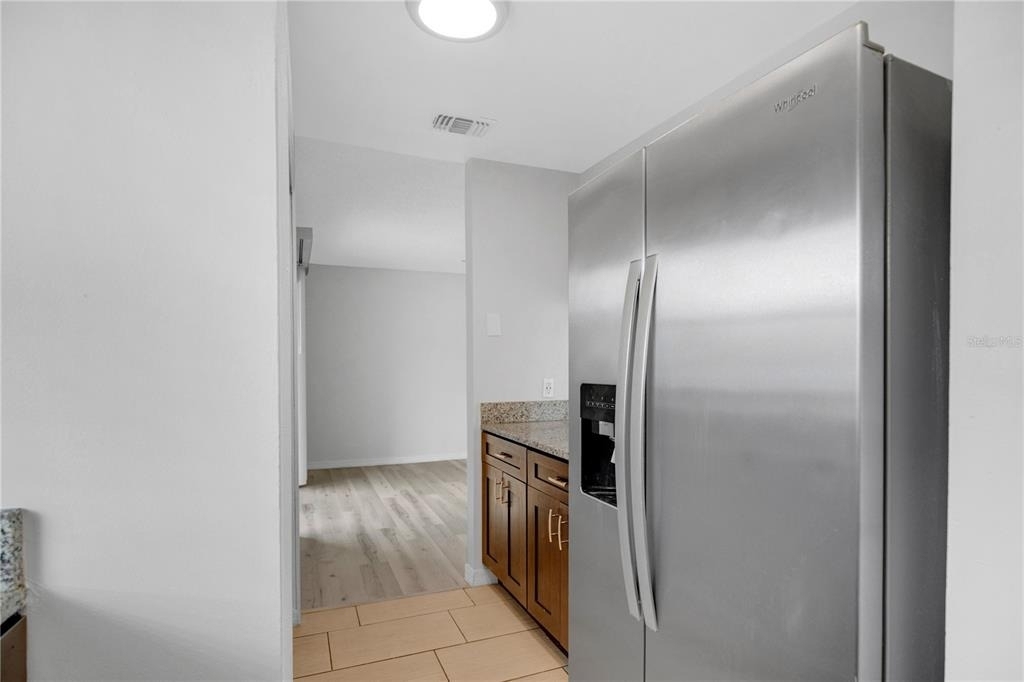 4100 Pershing Pointe Place - Photo 10