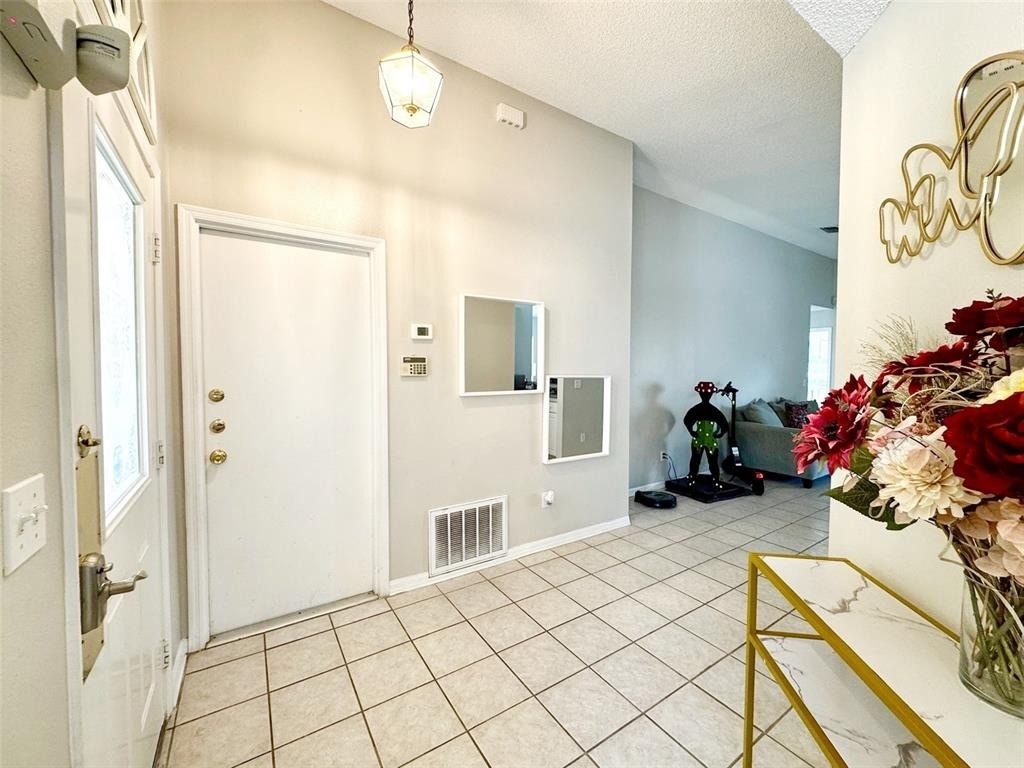 1509 Indian Oaks Trl - Photo 4