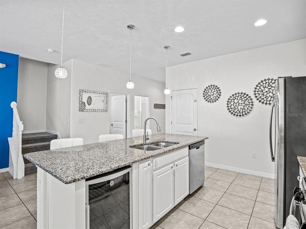 4811 Terrasonesta Drive - Photo 5
