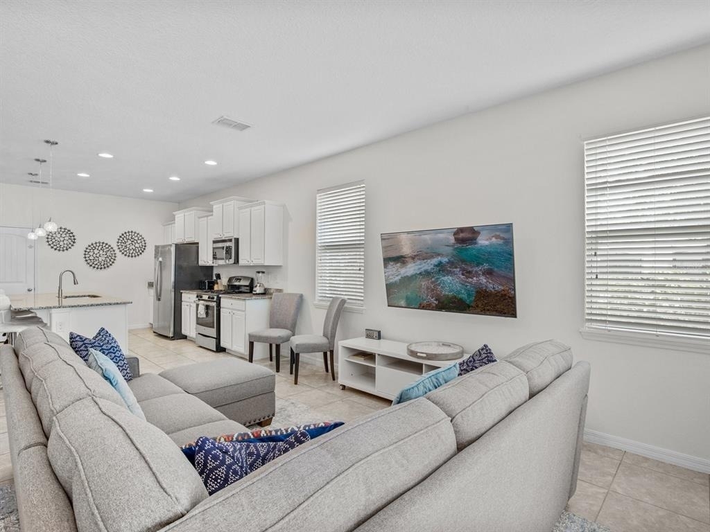 4811 Terrasonesta Drive - Photo 7