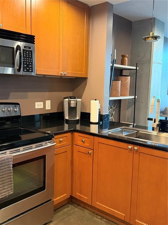 525 E Jackson Street - Photo 9