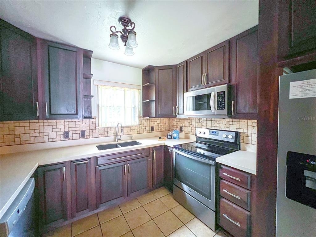 4112 Nw 16th Drive - Photo 4