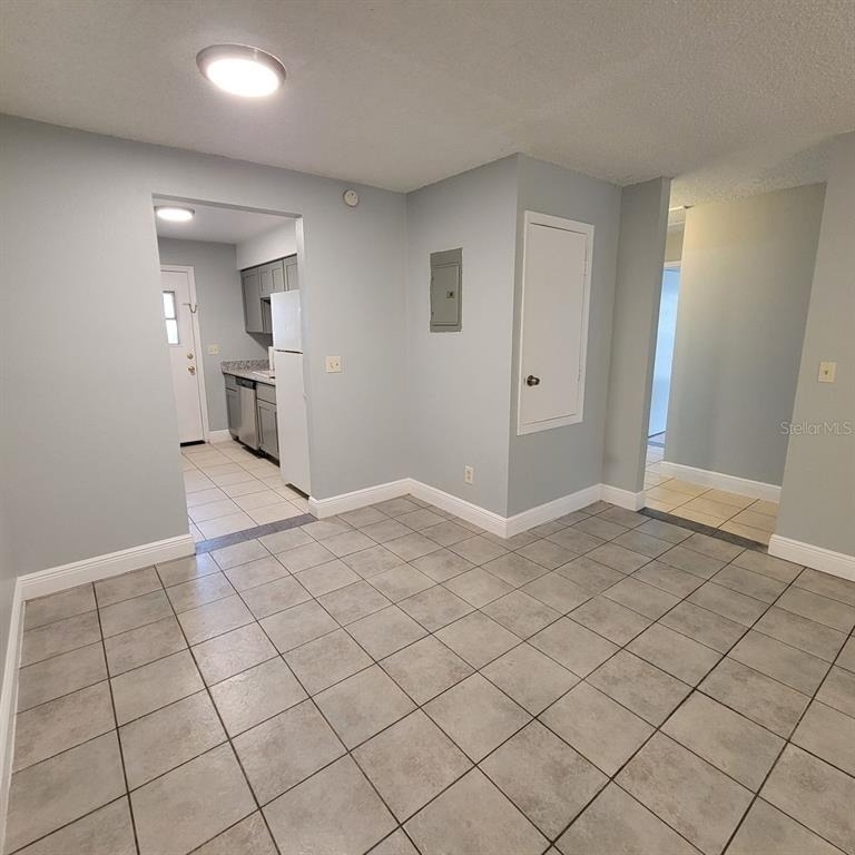 784 E Anderson Road - Photo 5