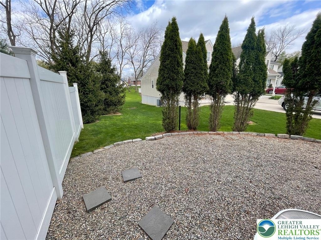 304 Central Park Avenue - Photo 15