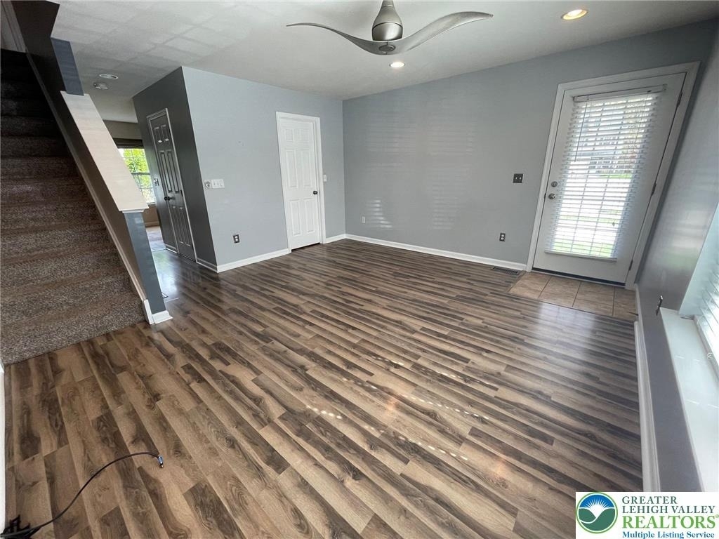 304 Central Park Avenue - Photo 1