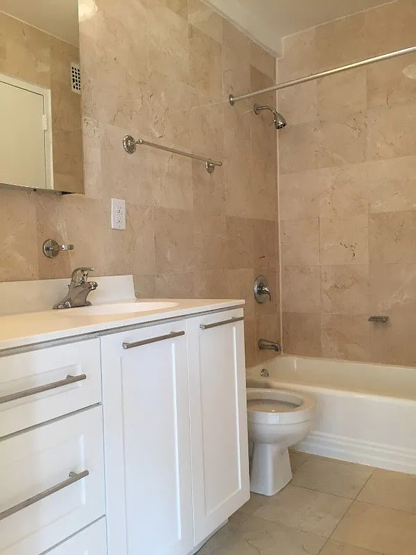 236 East 36th Street - Photo 2