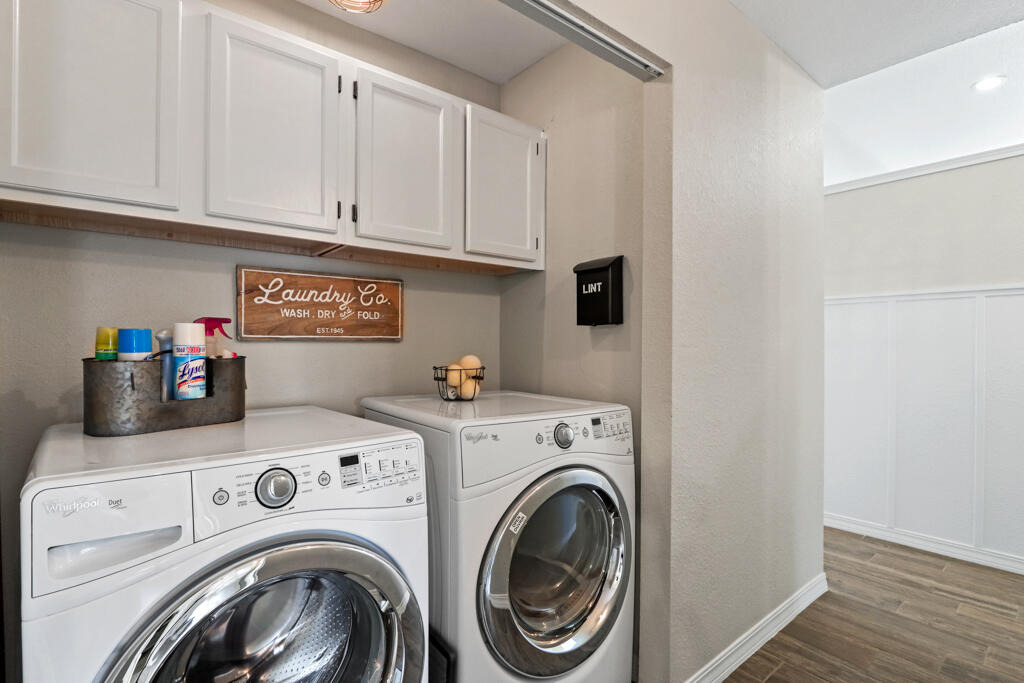 2037 Shreya Street - Photo 36