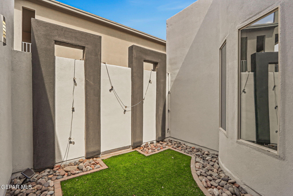 12568 Barbaro Way - Photo 31