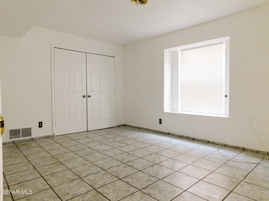 726 Medina - Photo 26