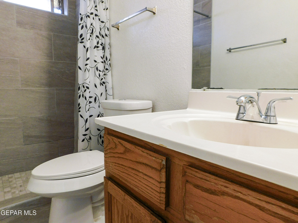 726 Medina - Photo 10