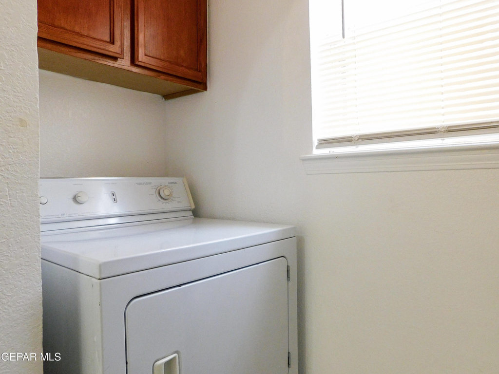 726 Medina - Photo 17