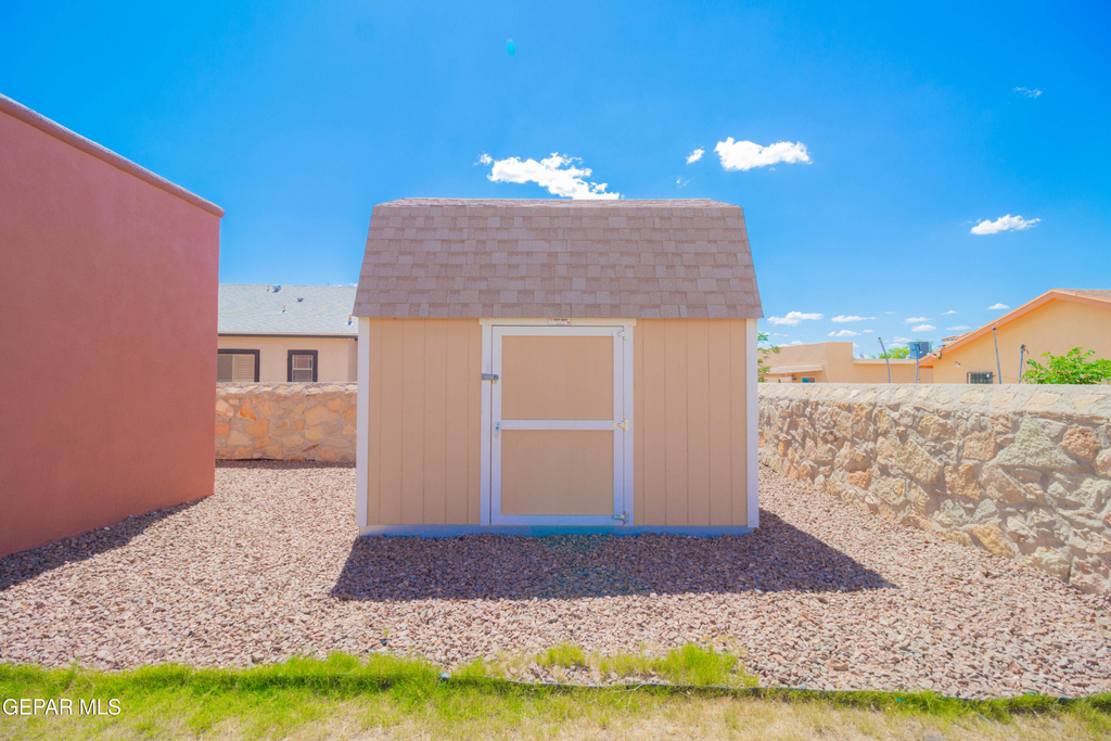14749 Sand Gate Drive - Photo 41