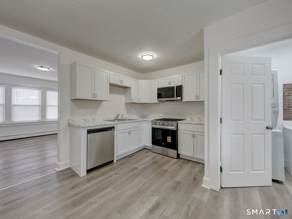 59 Daly Avenue - Photo 4