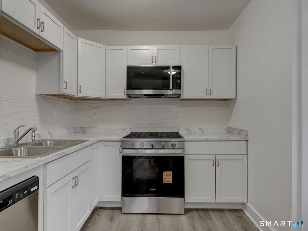 59 Daly Avenue - Photo 3