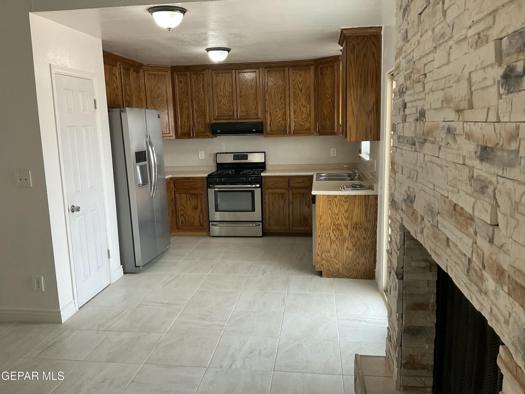 335 Flynn Drive - Photo 10