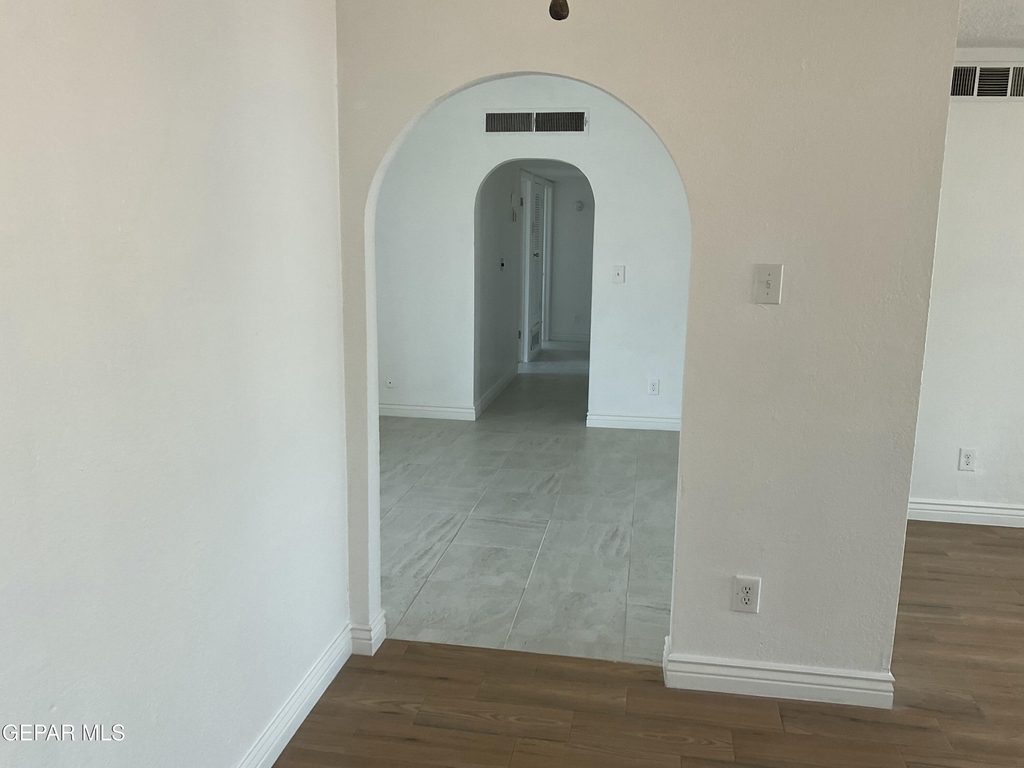 335 Flynn Drive - Photo 6
