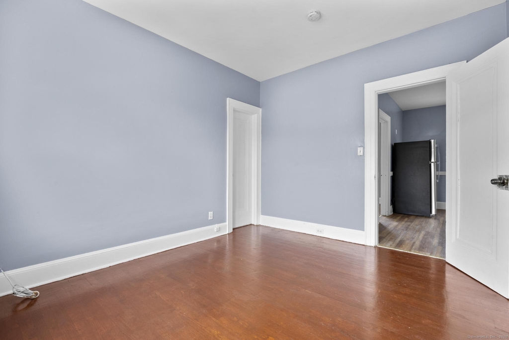 1105 Main Street - Photo 12