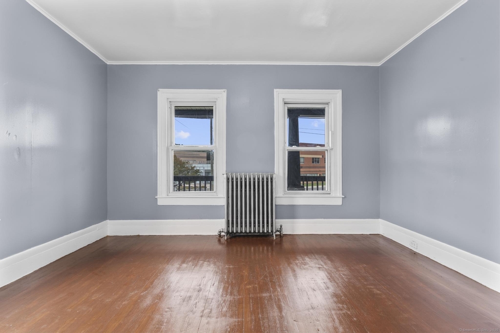 1105 Main Street - Photo 12