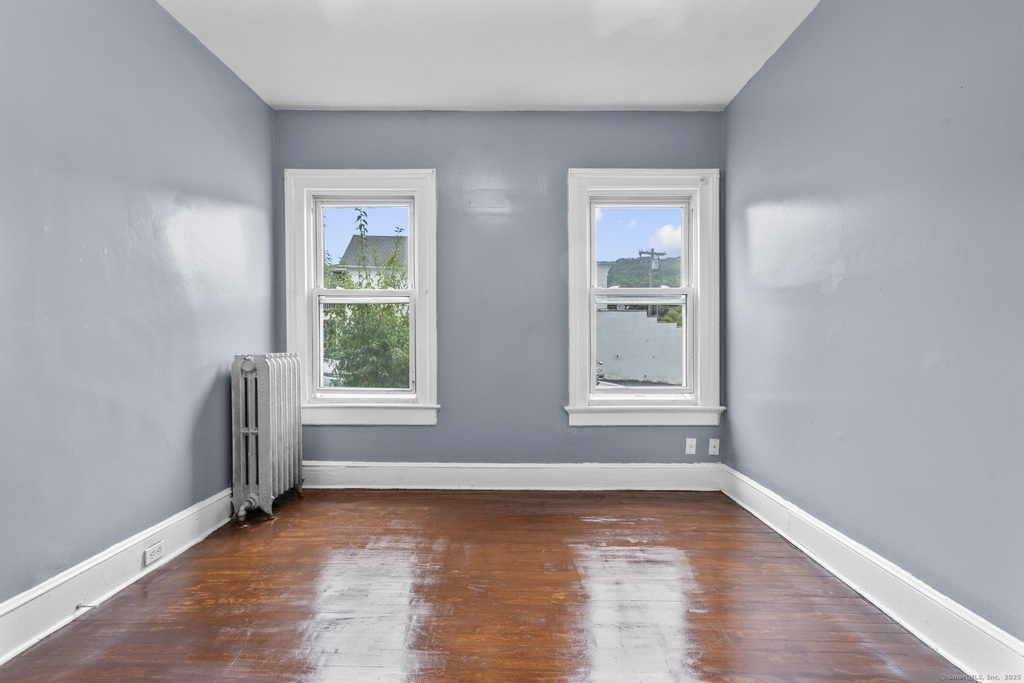 1105 Main Street - Photo 17