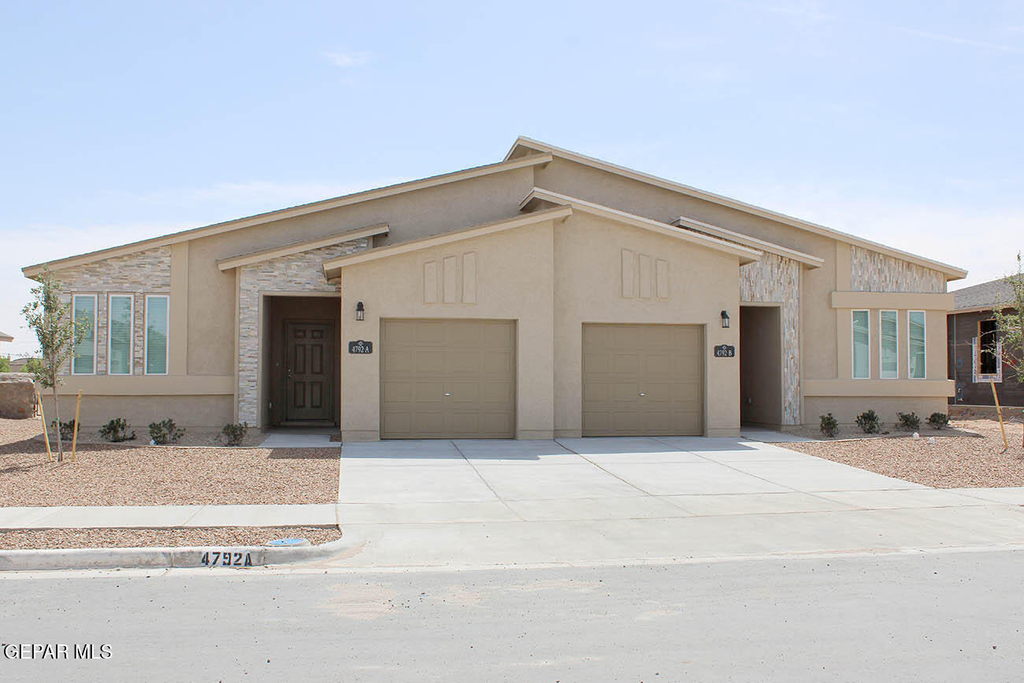 4792 Cpt Isaac Camacho - Photo 0