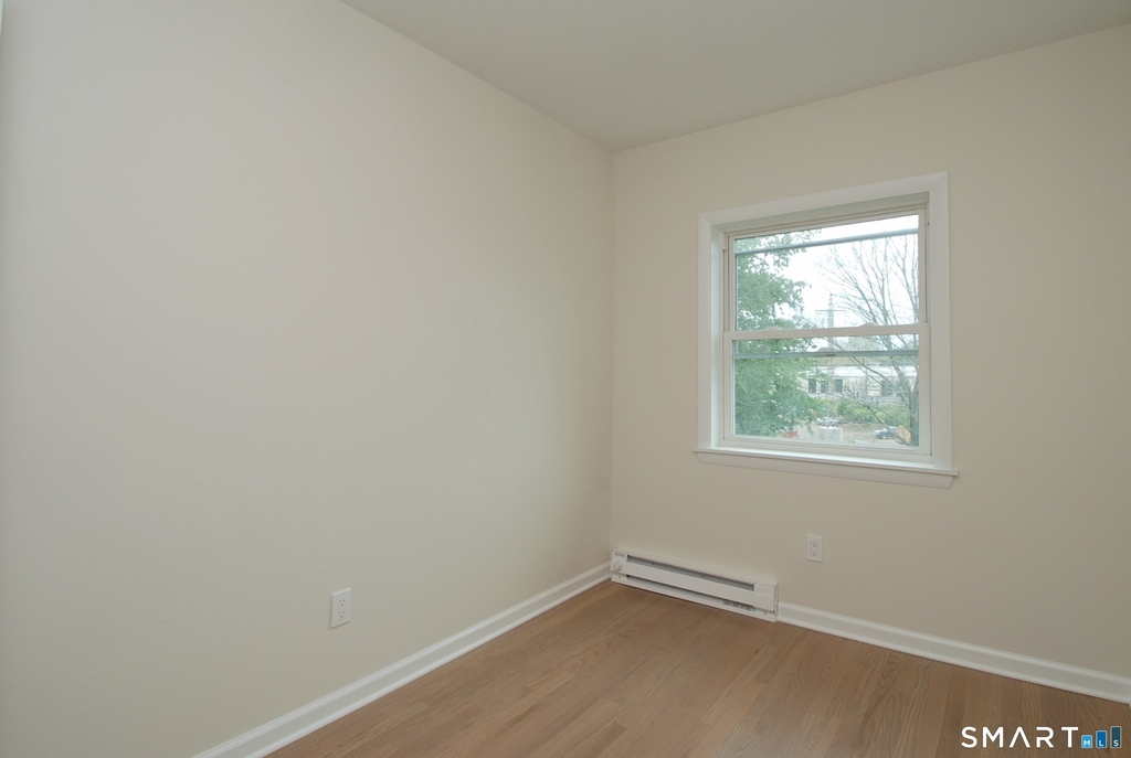 306 Courtland Avenue - Photo 8
