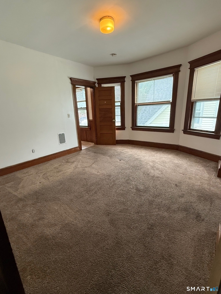 110-112 Pixlee Place - Photo 1