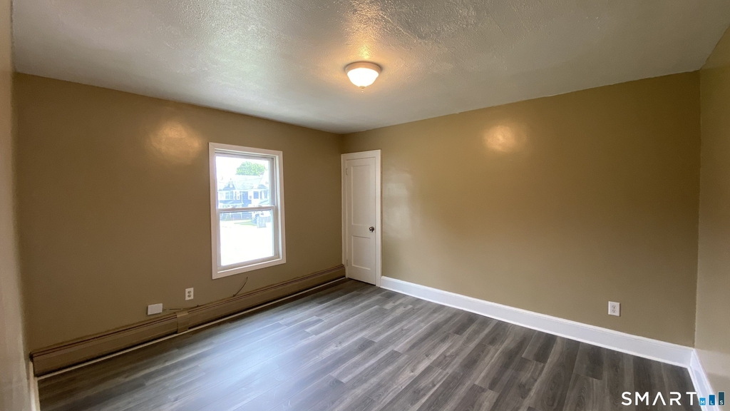 72 Berry Street - Photo 16
