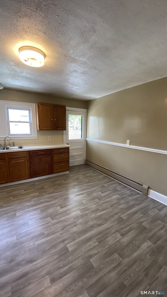 72 Berry Street - Photo 9