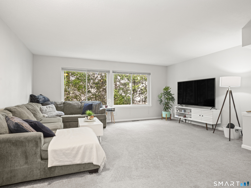 1611 Washington Boulevard - Photo 2