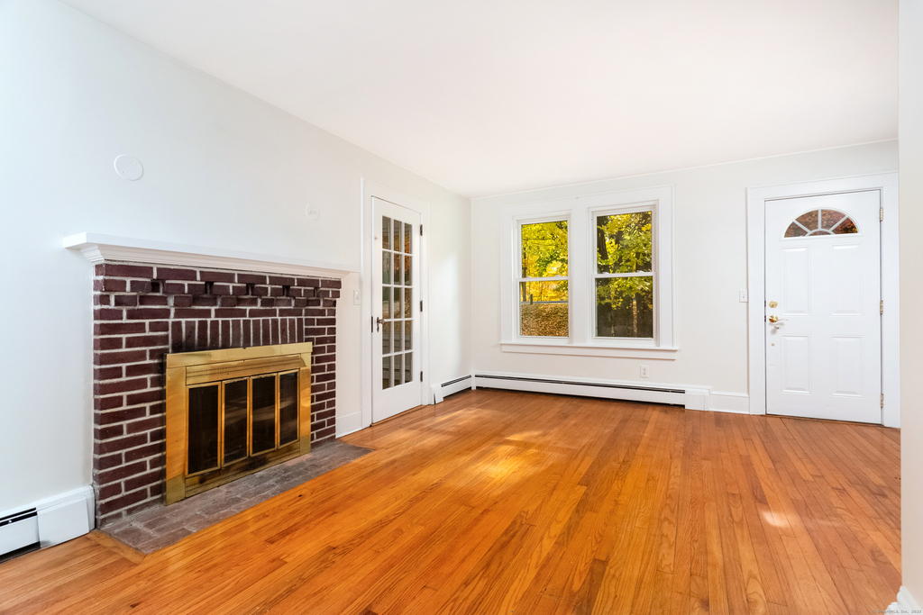 31 Hillandale Road - Photo 8