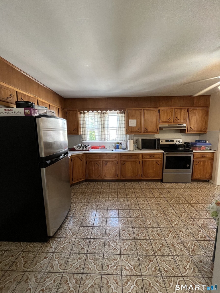 200 Robin Street - Photo 6