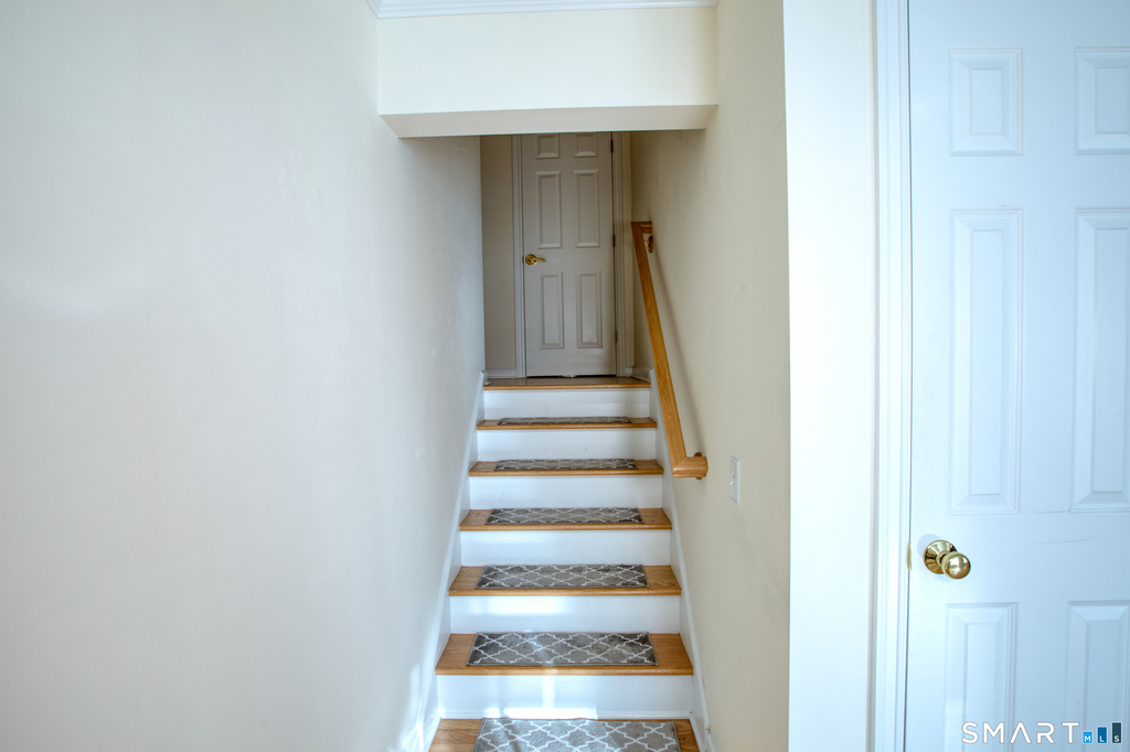 15 Main Street - Photo 10