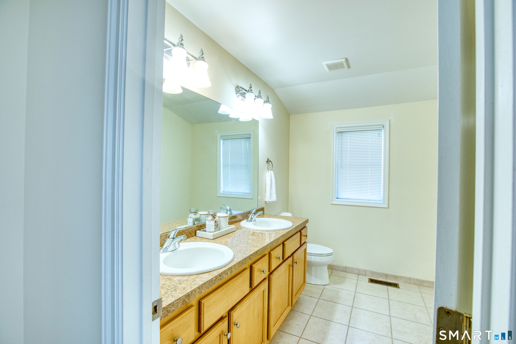 15 Main Street - Photo 14