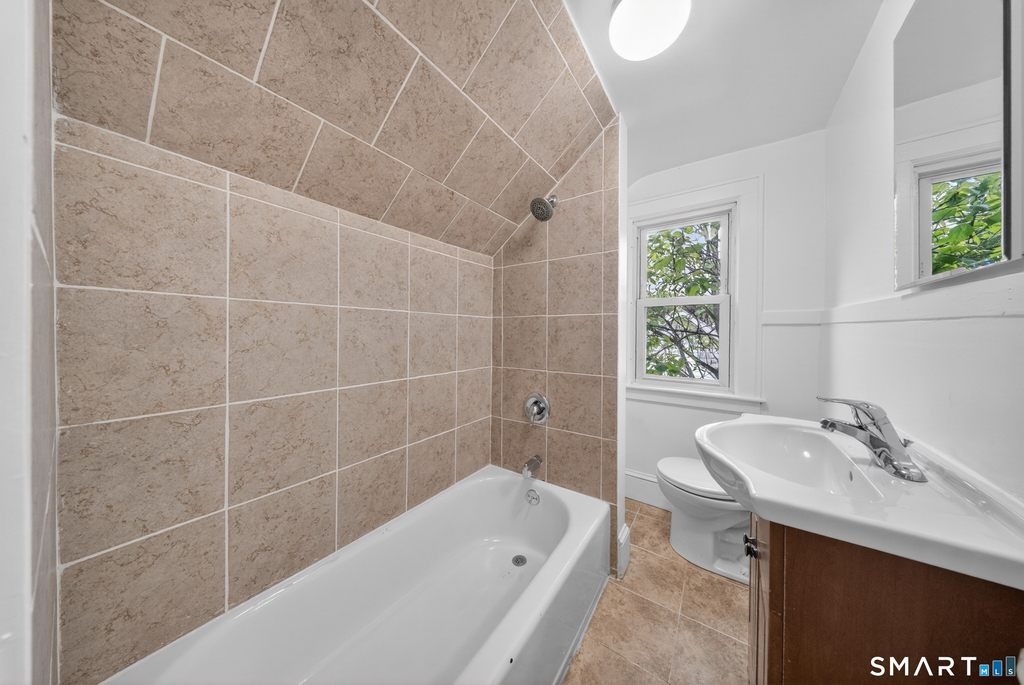 260 Main Street - Photo 9
