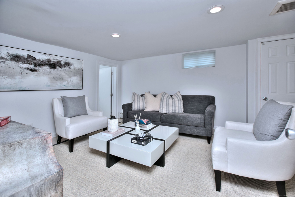 24 Mills Street - Photo 32