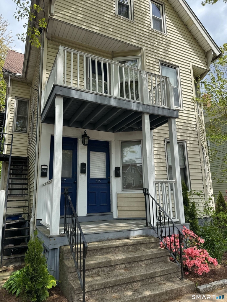 215 Willow Street - Photo 0