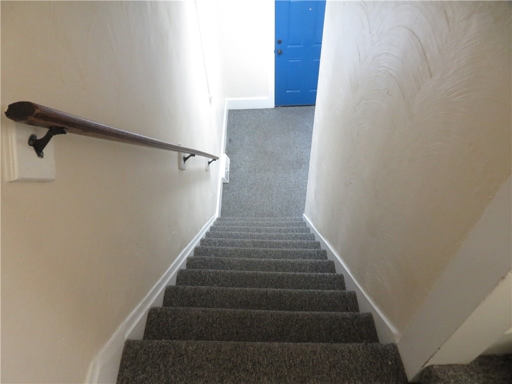 327 W Brady St - Photo 7