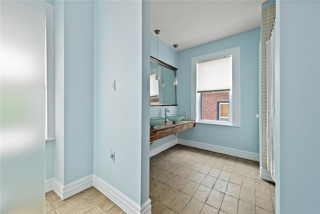 330 Main Street - Photo 18