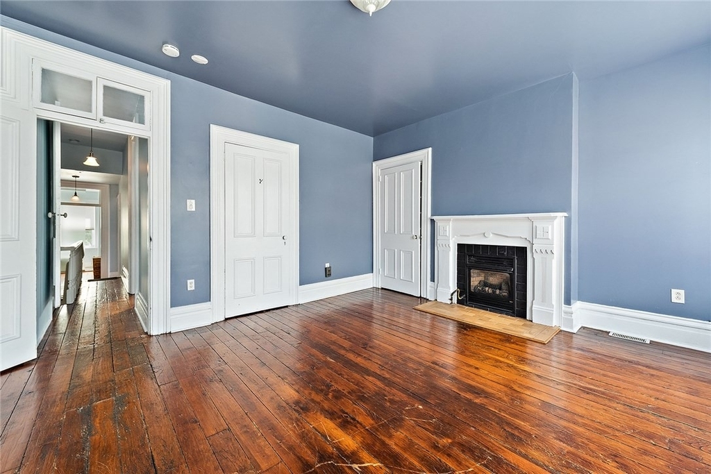 330 Main Street - Photo 3
