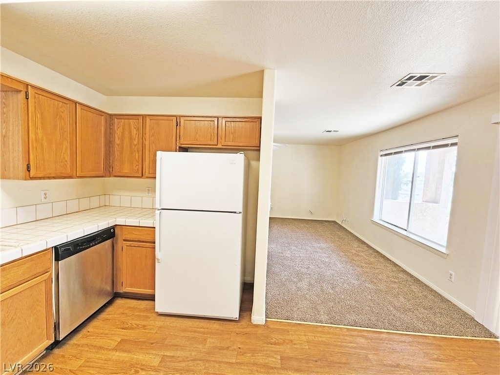 561 E Bourbon Street - Photo 11