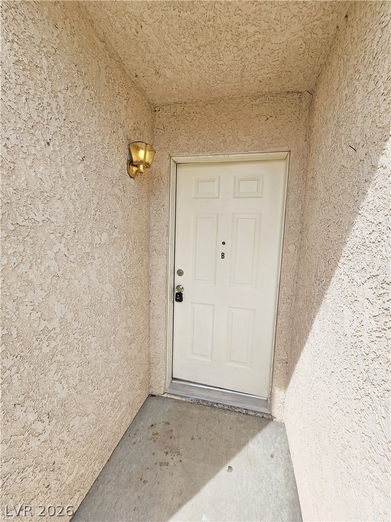 561 E Bourbon Street - Photo 5