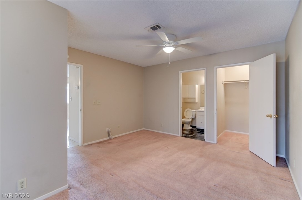 824 Hedge Way - Photo 4